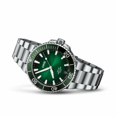 Oris Aquis Date Calibre 400 01 400 7769 4157-07 8 22 09PEB watch